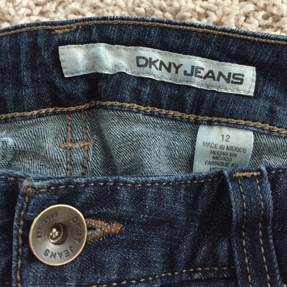 DKNY SOHO cropped jeans