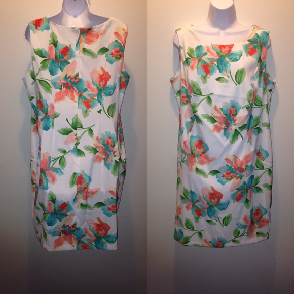 Alyx Floral Sheath Dress Plus Size 14W - Picture 2 of 3