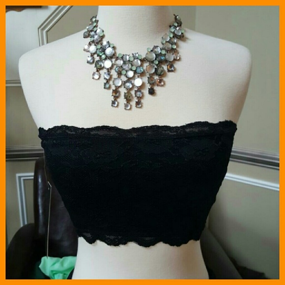 Ivory Lace Bandeau - Picture 2 of 3