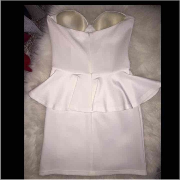Beautiful studded peplum white dress - Picture 3 of 4