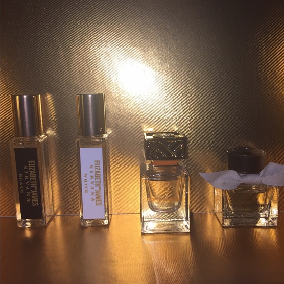 BRAND NEW DELUXE PURFUME