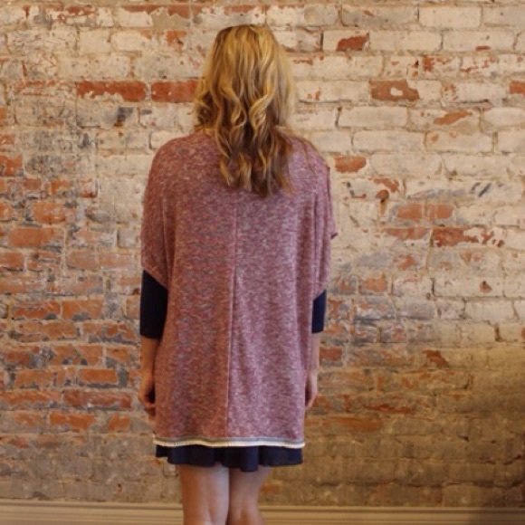 🚫SOLD BUNDLE🚫Burgundy CowlNeck Free Style Tunic - Picture 3 of 4