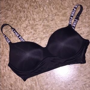 LIKE NEW, BLACK VS PINK PADDED CADGED BRALETTE!