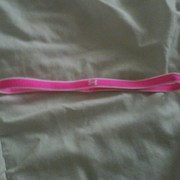 Under Armour pink headband - Picture 1 of 1