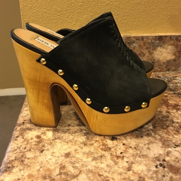 Steve Madden clogs
