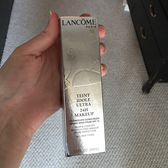 Lancôme Teint Idole Ultra 24H foundation 110c