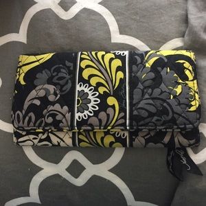 Vera bradley wallet