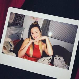 Meet your Posher, Kayla