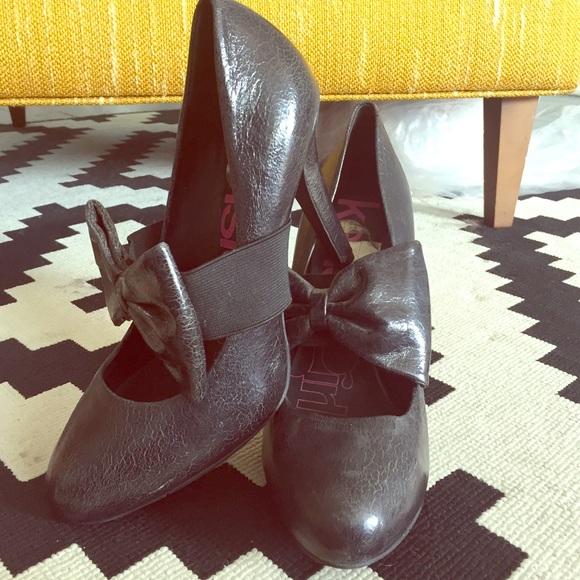 KENSIE GIRL BOW PUMPS