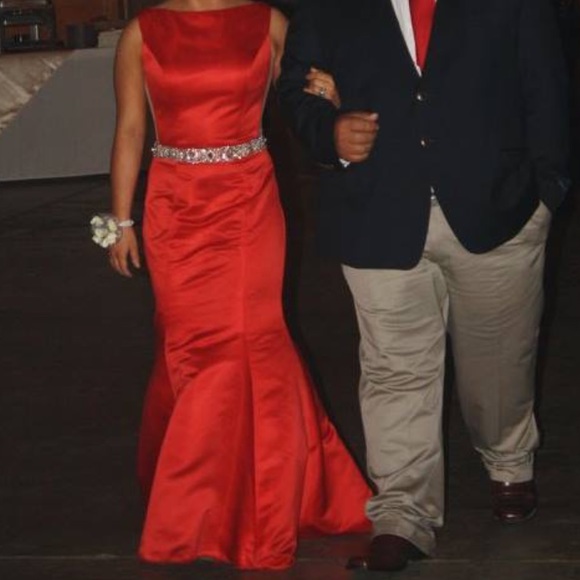 Prom dress - Picture 3 of 4