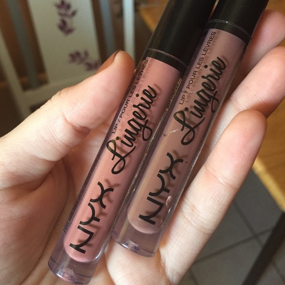 *NOT AVAILABLE* nyx lip lingerie bundle