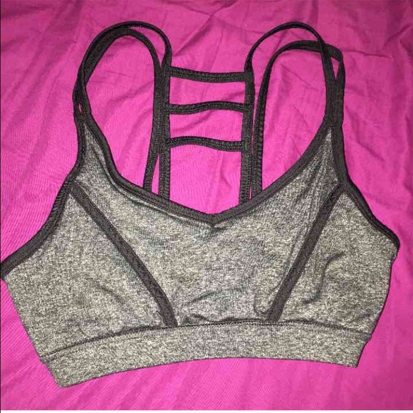 Sports bra