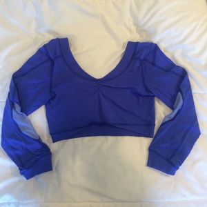 Lululemon crop top.