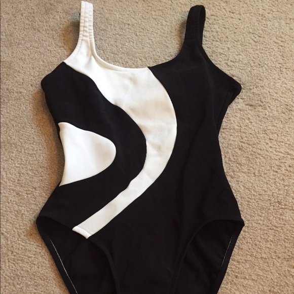 Mainstream Swim Wear-size L Black and White