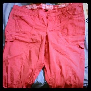 Coral Gloria Vanderbilt capri