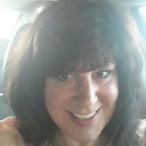 Meet your Posher, Vicky