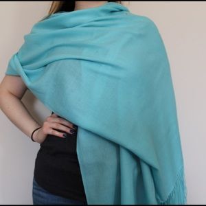 Light blue Nordstrom cashmere scarf wrap NWT