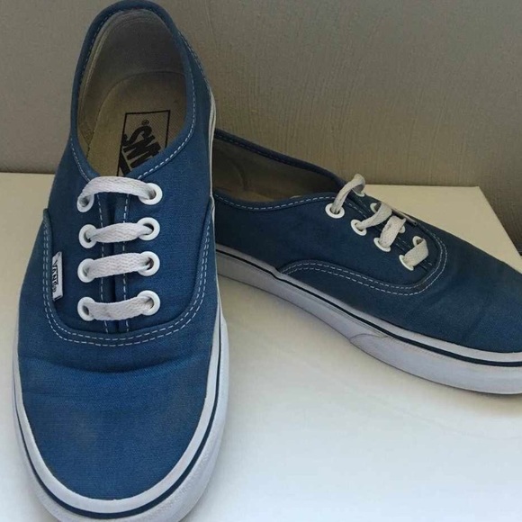 mens 5 - womens 6.5 navy blue vans // worn twice