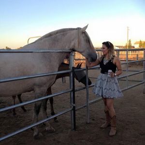 Meet your Posher, Alejandra