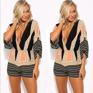 ✨Flash sale✨Beautiful backless romper 😍😍😍