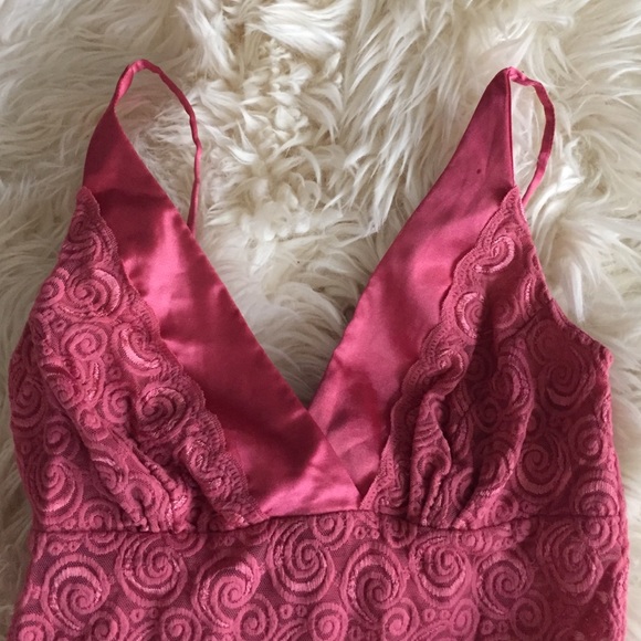 Tank top - Picture 2 of 3