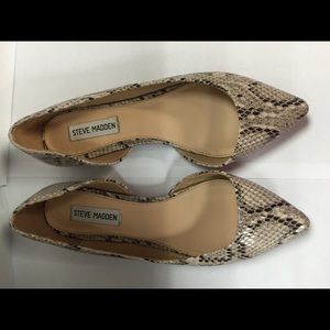 Steve Madden and Nine West Flats