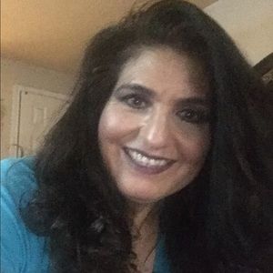 Meet your Posher, Luz