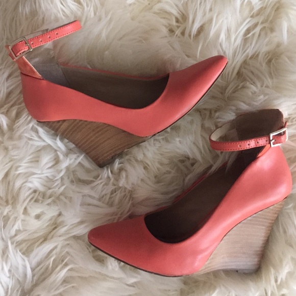 Sole society wedges