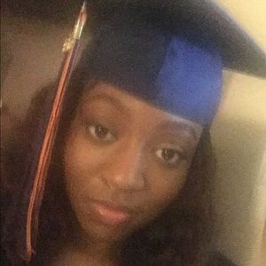 Meet your Posher, Shantia