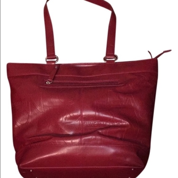 Kenneth Cole reaction