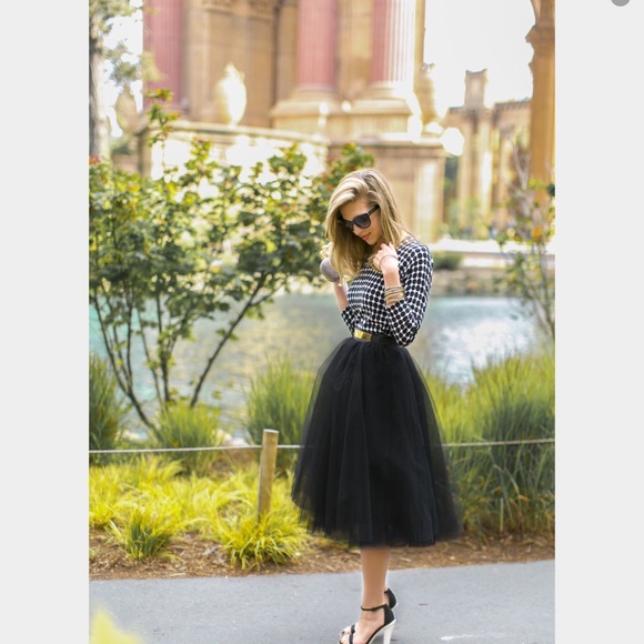 Shop108 Dresses & Skirts - 🎉HP!🎉Tulle midi skirt
