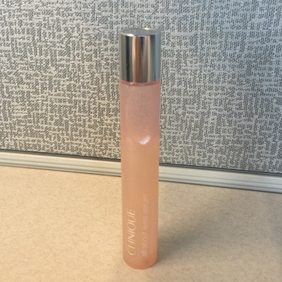 clinique eye roller ball