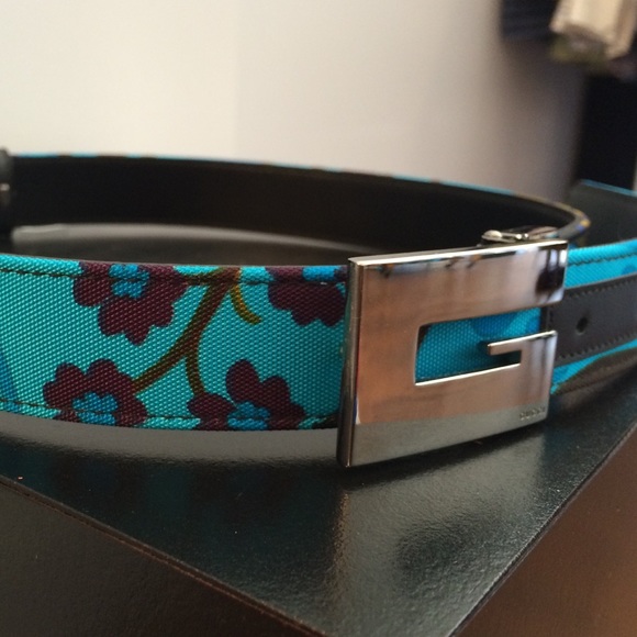 Gucci belt