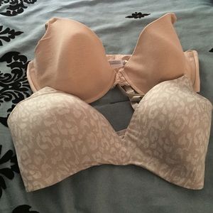 Two Gilligan & O'Malley maternity bras