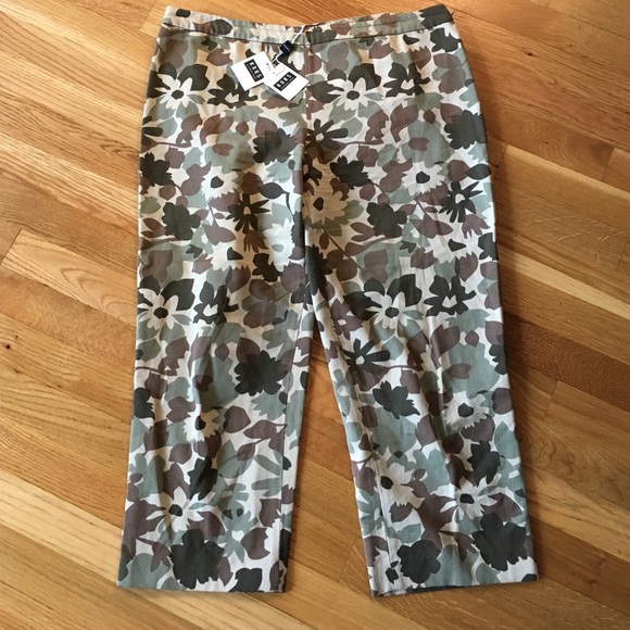 Kors Michael Kors flower camo capris