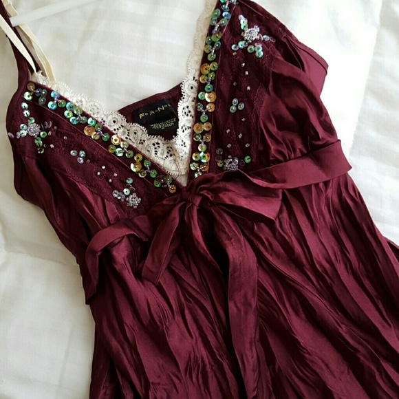 Top - Picture 3 of 3