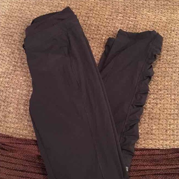 Lululemon Runderful pants - Picture 4 of 4