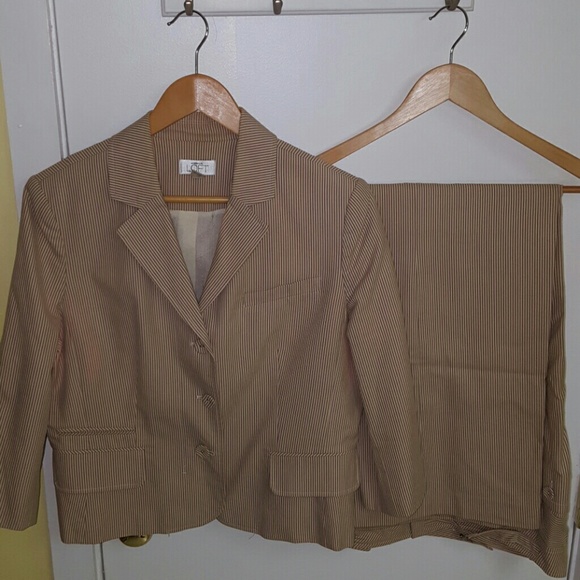 Ann Taylor Loft Cotton Business  suit - Picture 1 of 1