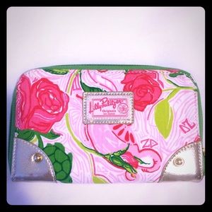 Lilly Pultizer Sorority Print Wristlet NWOT