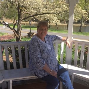 Meet your Posher, Lynda