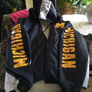 Vs pink Michigan anorak/Sherpa