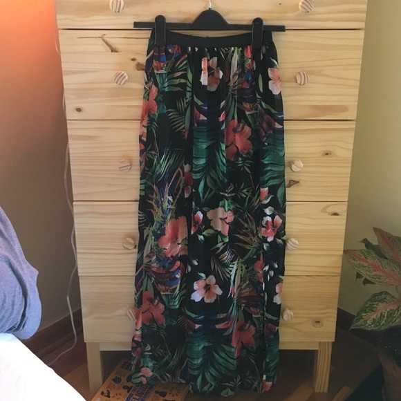 Tropical Print Chiffon Maxi With Sheer Paneling