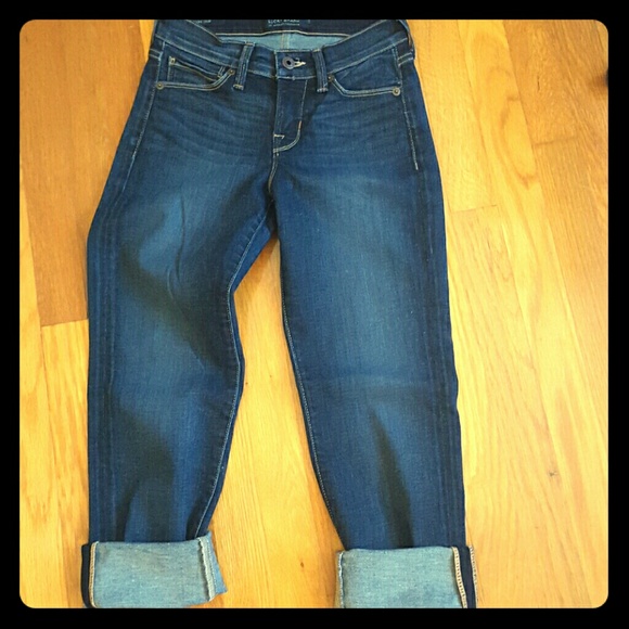 FINAL SALE! LUCKY Brand Jean capris! Size 00. NWOT - Picture 1 of 4