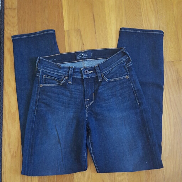 FINAL SALE! LUCKY Brand Jean capris! Size 00. NWOT - Picture 4 of 4