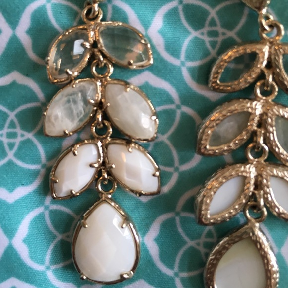 🚫SOLD Kendra Scott earrings - Picture 4 of 4