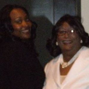 Meet your Posher, Ayesha