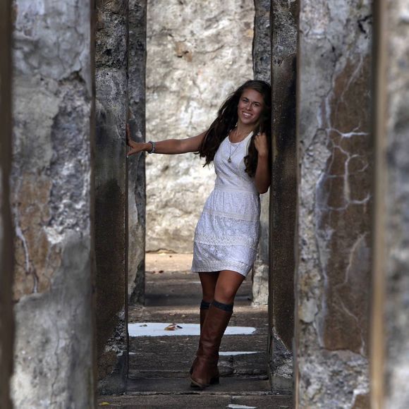 Meet your Posher, Haley - Picture 1 of 1