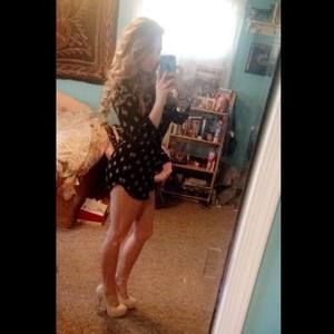 Meet your Posher, Dana