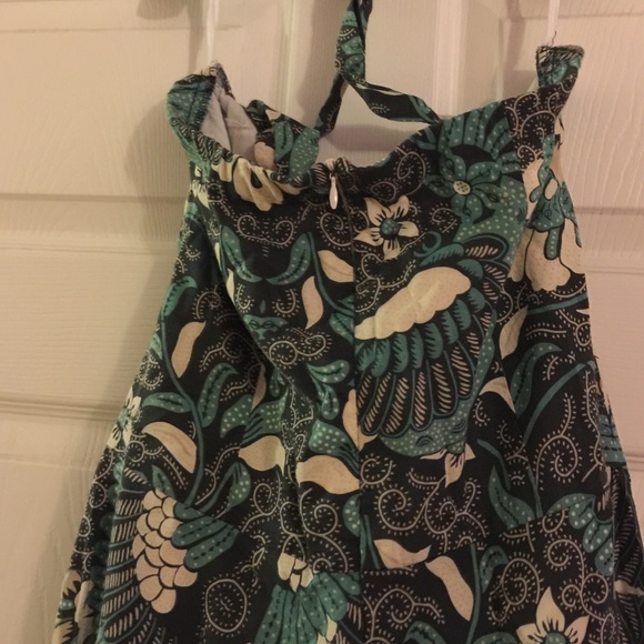 Ladies halter dress sz M/L - Picture 4 of 4