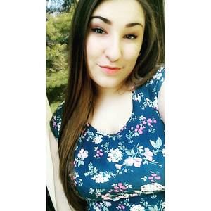 Meet your Posher, Abbey